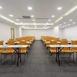 Hotel Express Istanbul-altunizade By Ihg
