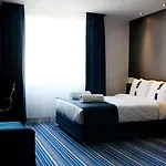 Hotel Express Istanbul-altunizade By Ihg