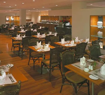 Hotell Express Istanbul-altunizade By Ihg 3*