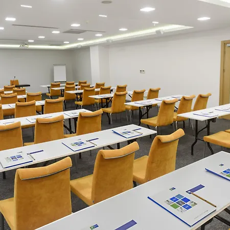 호텔 홀리데이 인 익스프레스 이스탄불-알투니자데 이스탄불