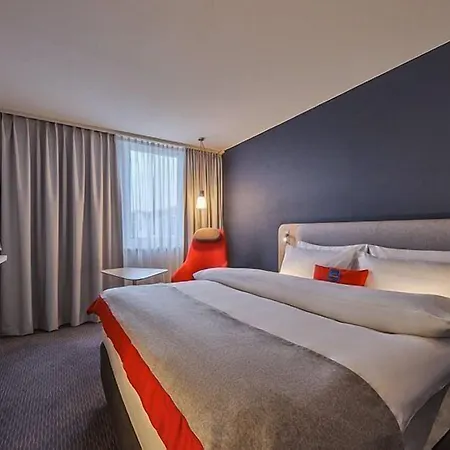 홀리데이 인 익스프레스 이스탄불-알투니자데 2*