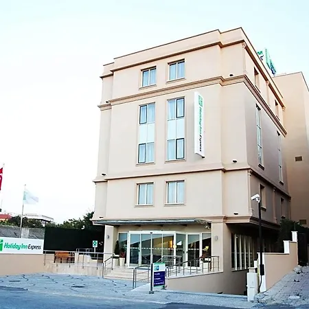 Express Istanbul-altunizade By Ihg 2*