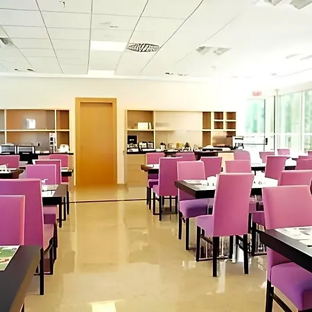 Express Istanbul-altunizade By Ihg Szálloda 2*