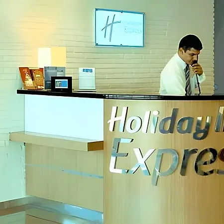 Express Istanbul-altunizade By Ihg 2* Isztambul