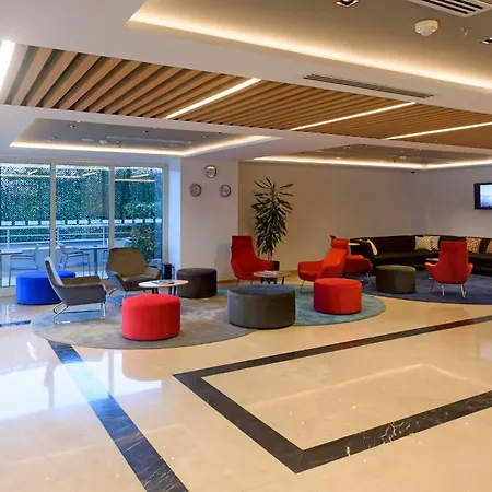 Express Istanbul-altunizade By Ihg 2* İstanbul