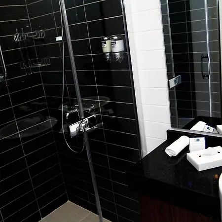 Express Istanbul-altunizade By Ihg Hotell 3*