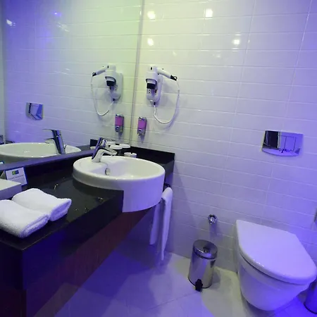 Hotell Express Istanbul-altunizade By Ihg 3*