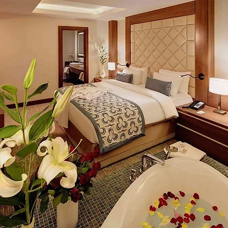 Express Istanbul-altunizade, An Ihg Hotel 2*