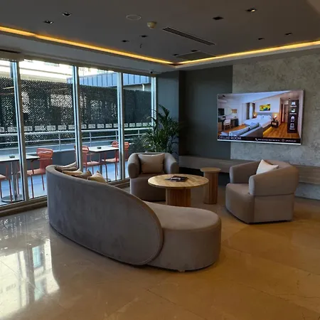 Express Istanbul-altunizade By Ihg 2* איסטמבול