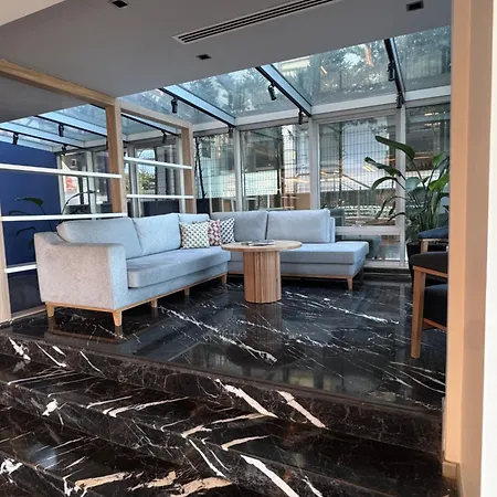 מלון Express Istanbul-altunizade By Ihg