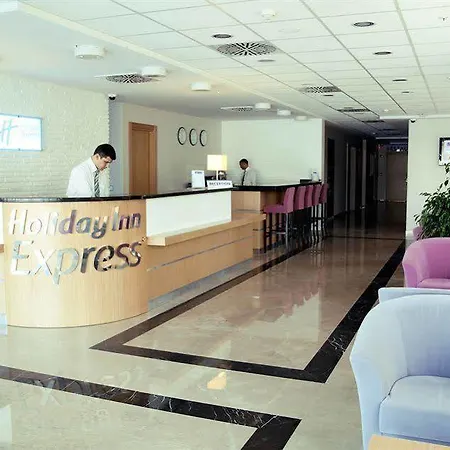 Express Istanbul-altunizade, An Ihg Hotel 2*