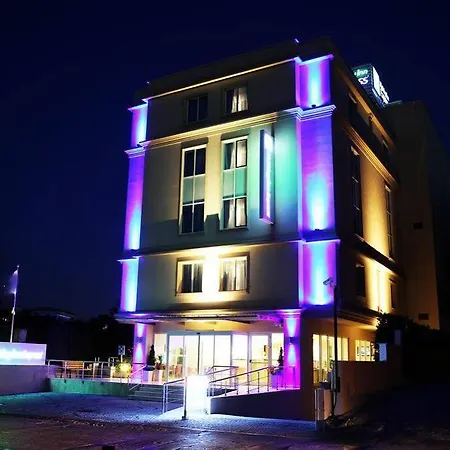 Express Istanbul-altunizade, An Ihg Estambul